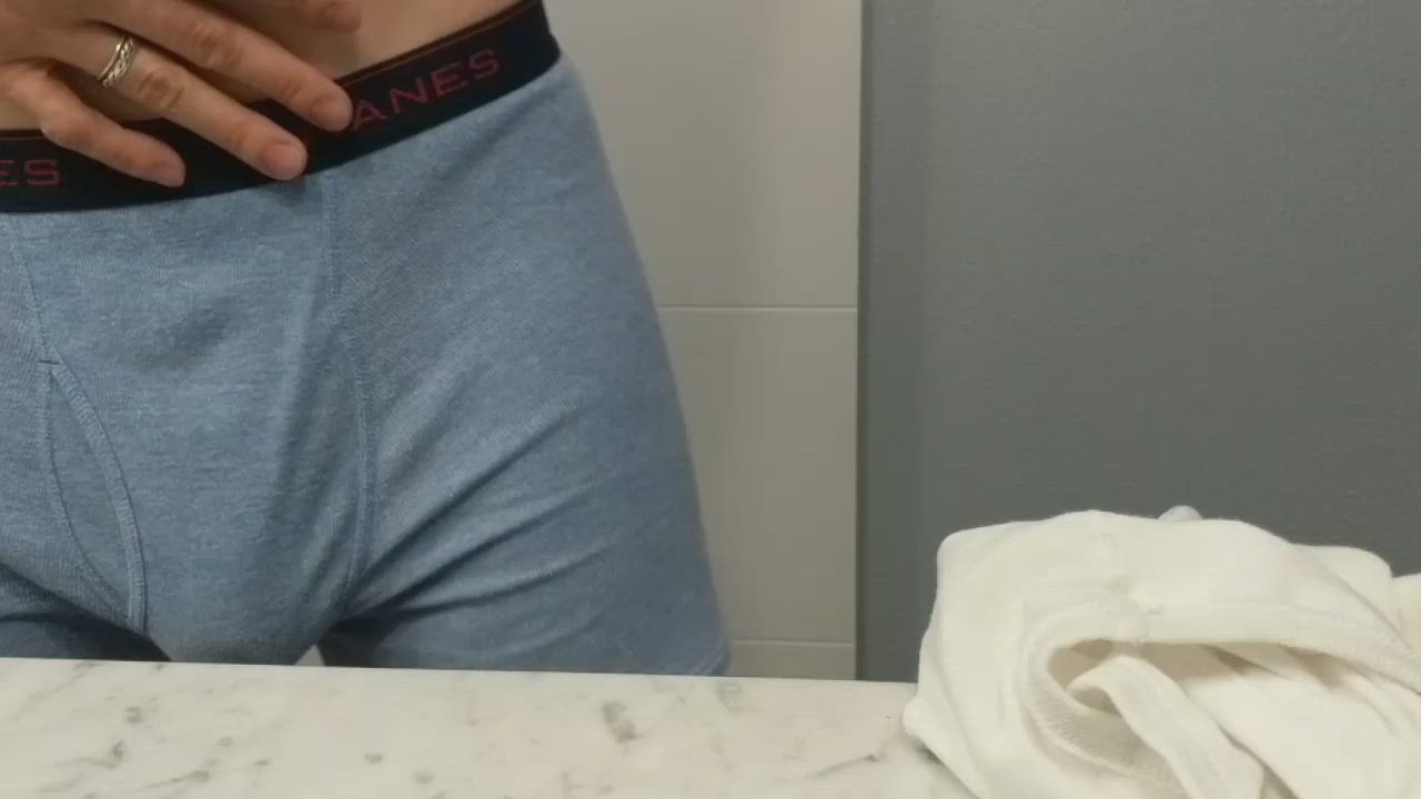 Sniff my pits and lick them with me.
