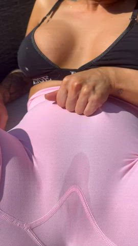 Soaked my shorts again 🤤