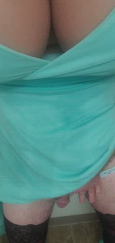 want to play with me??? DMs open but you must send your limp dick in panties?