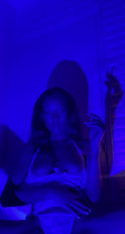 Wanna smoke? 💫