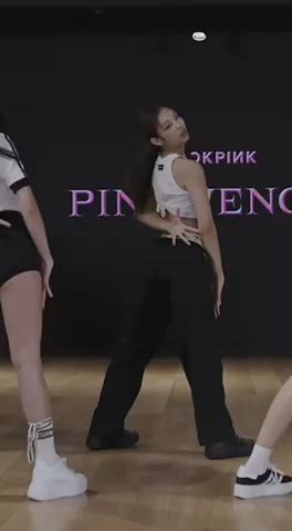 I can watch you all day baby girl the way you dance like I can’t resist those nice