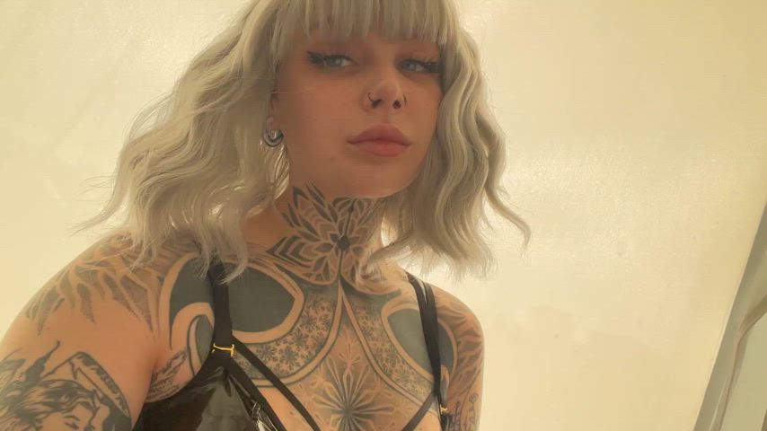 funny mistressmercyrage sfw mean-girls suicide-girls gif