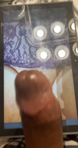 19 y/o bull tributing u/mrs_buzz and her slut pussy