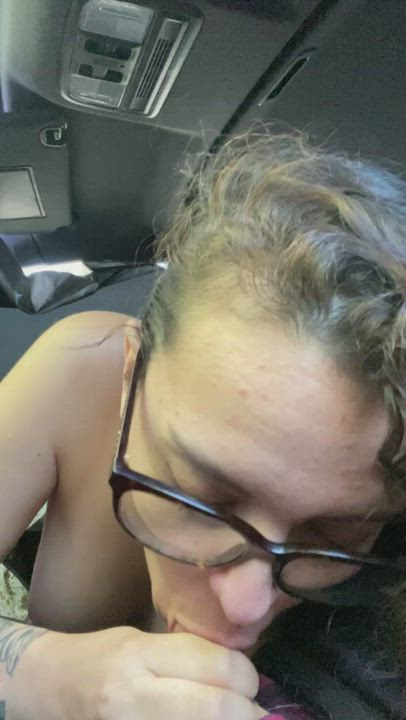 Car blowjob for the win