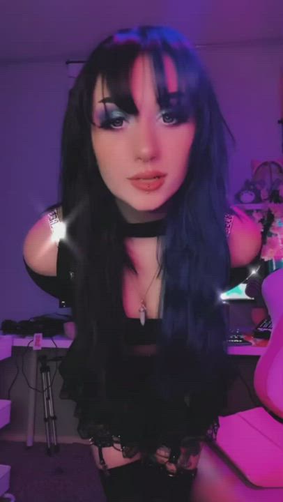 give it to me daddi <3