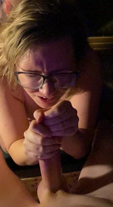 Sexy cumslut loves taking my big loads all over her face