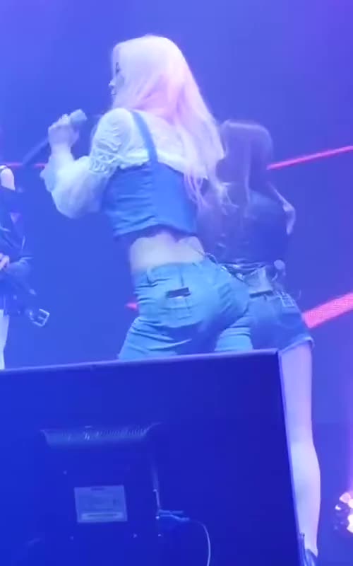 160215 Hyunyoung shake (Tell me tell me) 2 loop