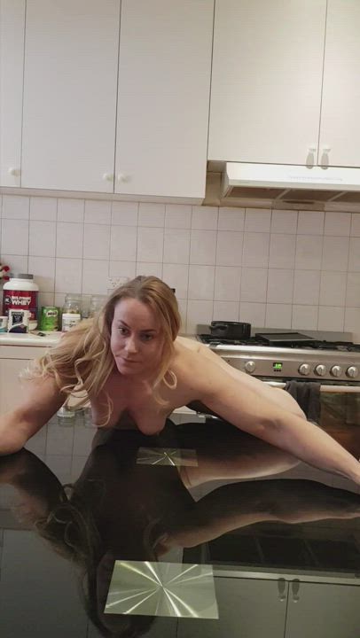 Blonde Muscular Girl Muscular Milf Nude gif