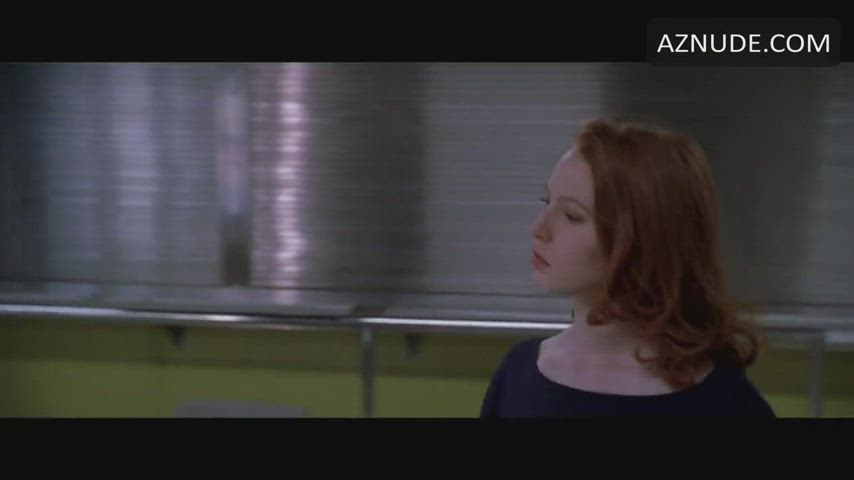 Rebecca Gayheart - Urban Legend (1998)