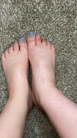 My toes are bruised but I can still have fun