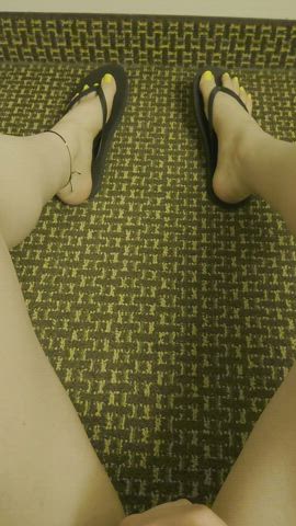 wanna see the full video and many more just like this? <3 visit https://onlyfans.com/thelovelessbully