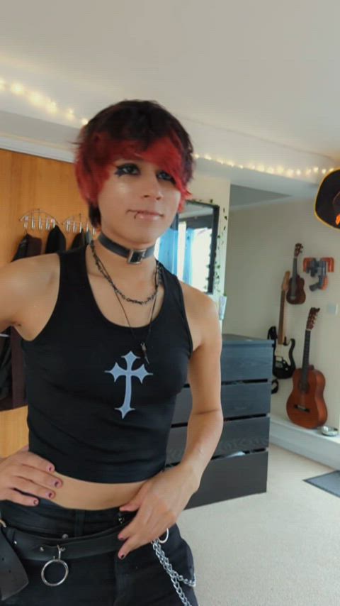 Who wants an emo cum dump tonight? 🥺🖤