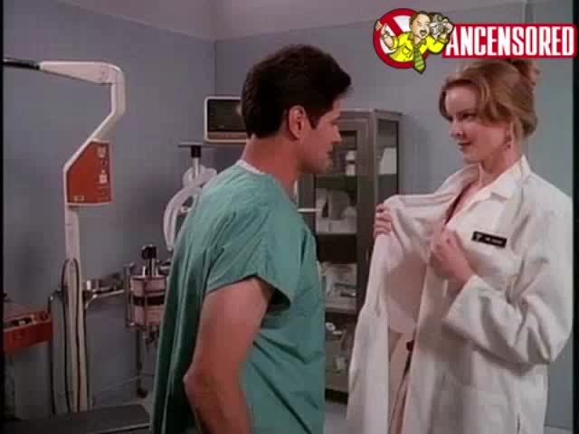 Marcia Cross Reveals Her Perfect Body in Melrose Place