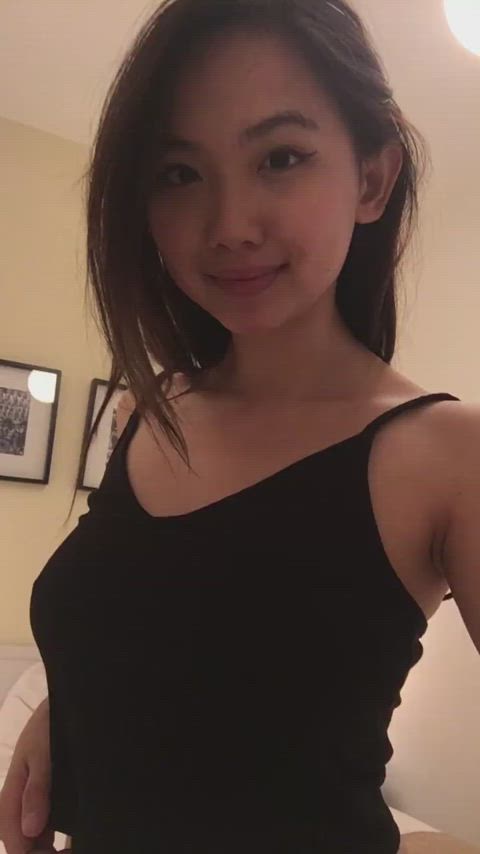 harriet sugarcookie smile titty drop gif