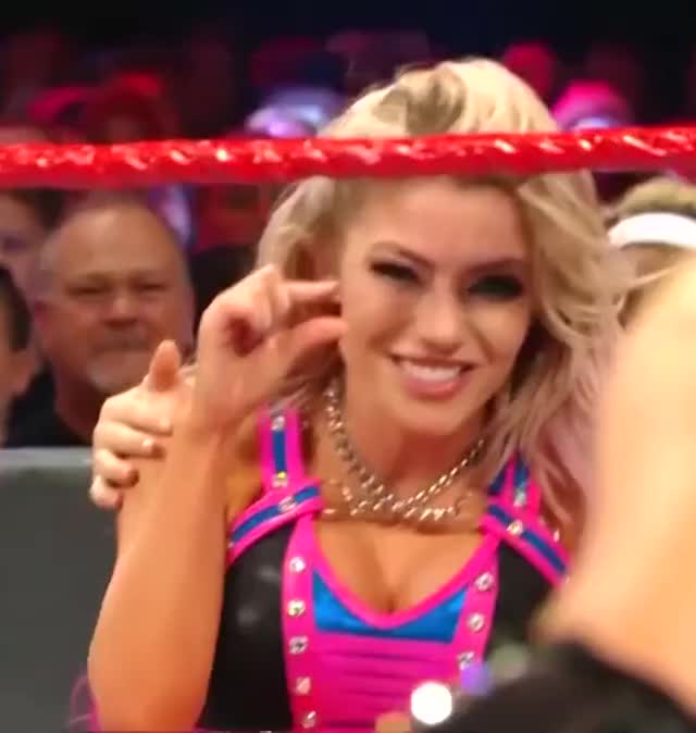 Alexa Bliss RAW 2