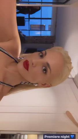 Celebrity Cleavage Small Tits gif
