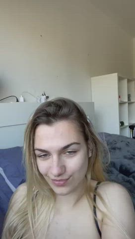 Anyone gonna suck on my titties?😫