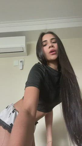 Brazilian baddie @lailaminsky_