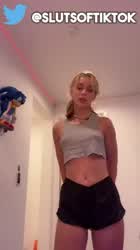 18 Years Old Amateur Cosplay OnlyFans Striptease Teasing Teen TikTok gif