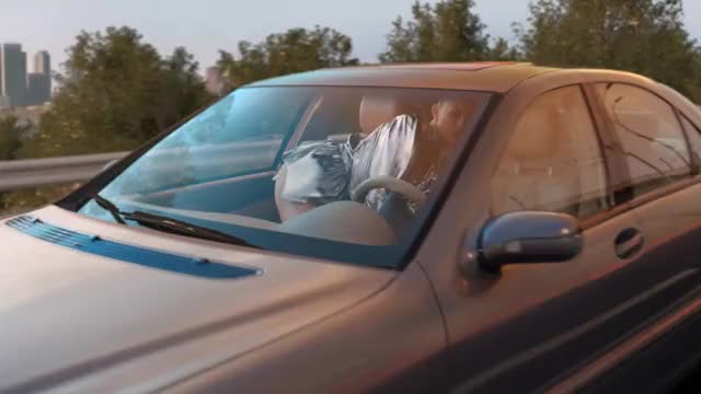 Miley Cyrus in Nothing Breaks Like a Heart (Car Loop)