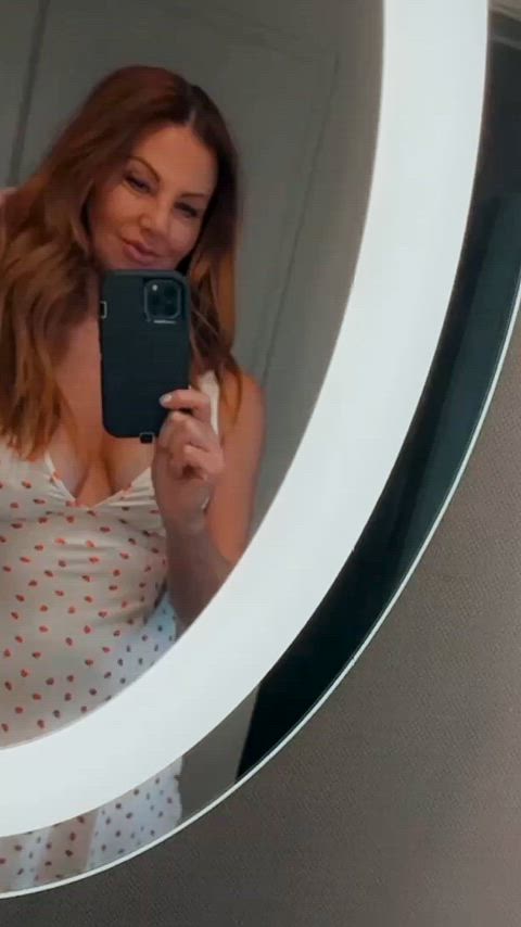 Happy Titty Tuesday 😈 Come to my fansite, and let's have some fun 💙🤍