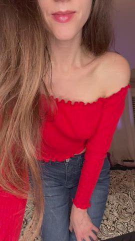 Trying to nail down my Valentine so I can get nailed 🥰