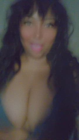 amateur big tits teen tits boobs curvy gif