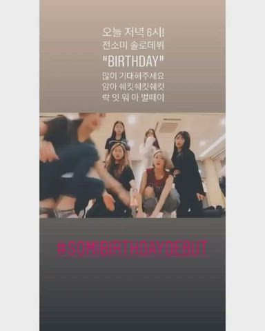Somi (with backups)