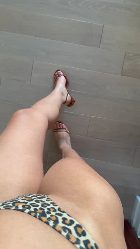legs long legs shoes legal-teens sexy-lingerie tik-tok gif