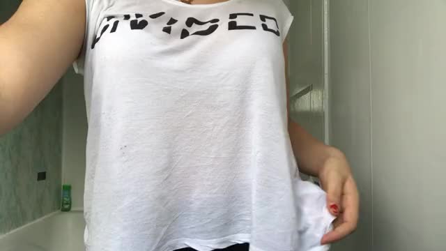 xexqiknj