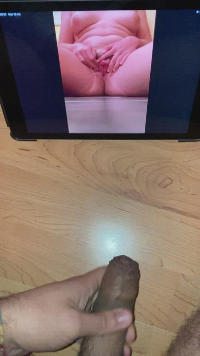 Tribute for a hot pissing Redditor