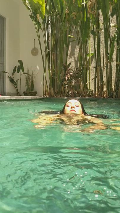 You can grab on them if you can't swim ?(D0wnload album bel∅w)??