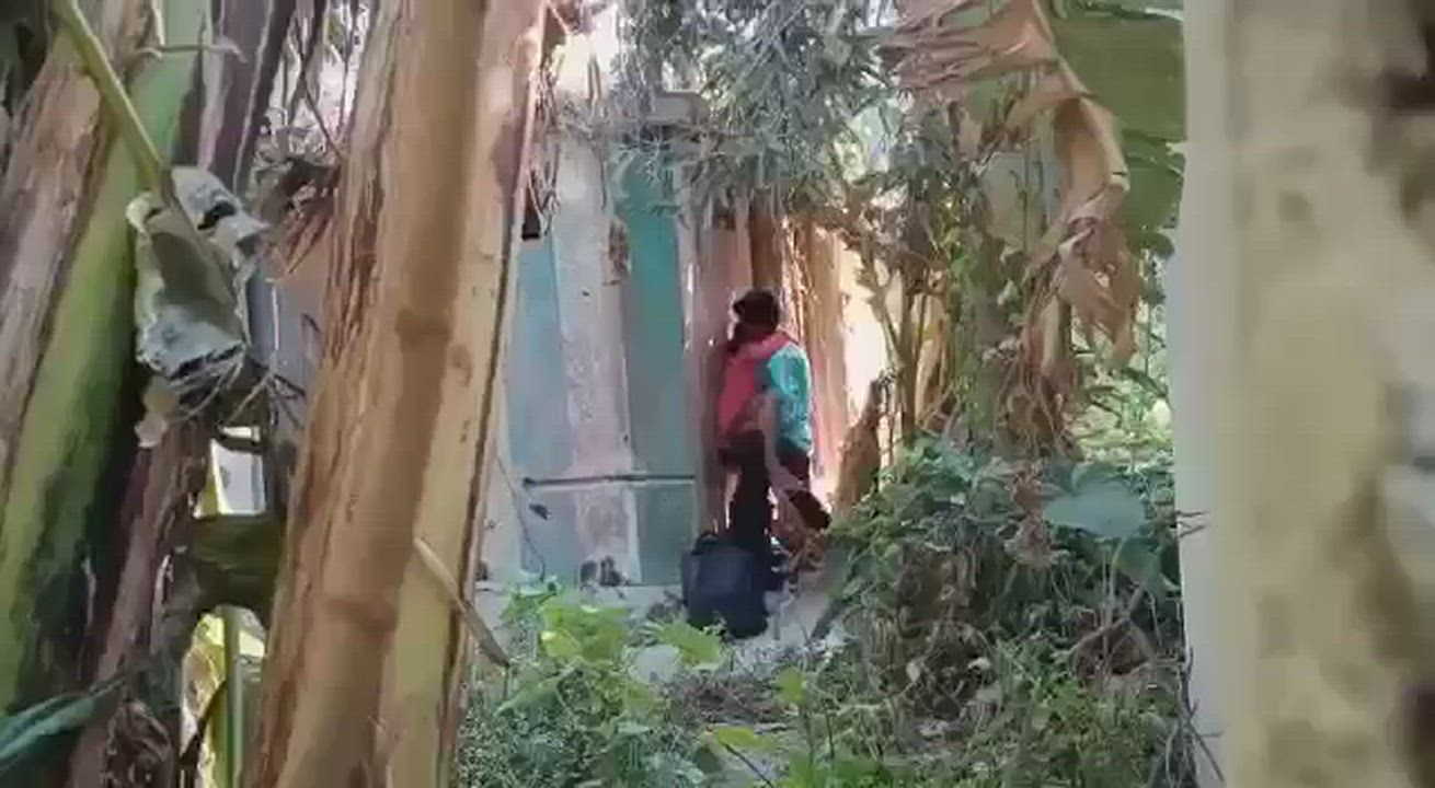 ??Horny desi babe after bunk of college fucked by her boyfriend in outdoor [must