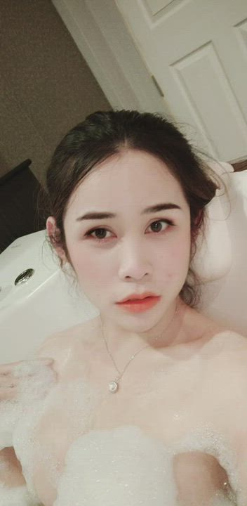 asian babe sissy trans gif