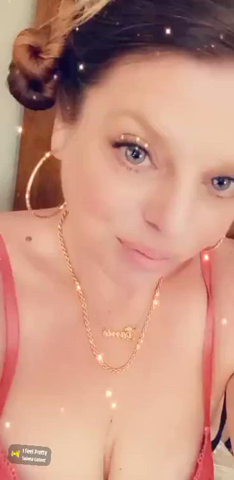 milf onlyfans pornstar lingerie pawg cute solo gif