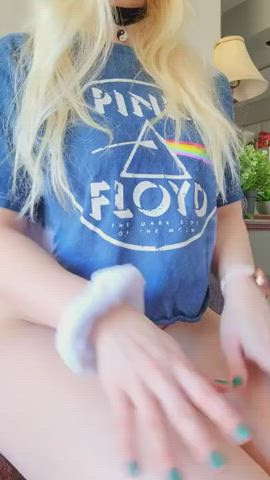 Bra Wants To Bounce Open
