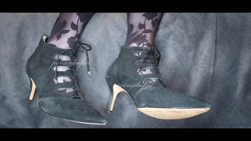 i love dangling my heels for you [oc]