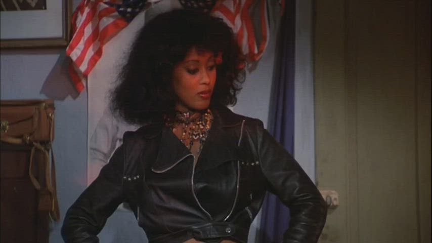 The Happy Hooker Goes To Washington (1977) - Marilyn Joi