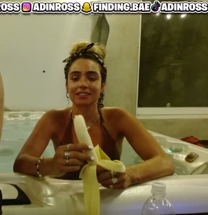For the guys that want the 🍌 vid