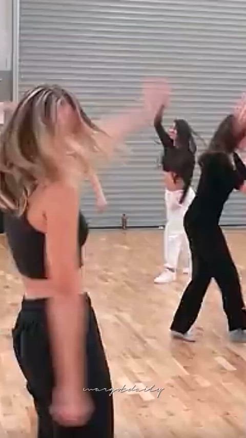 celebrity dancer margot robbie gif