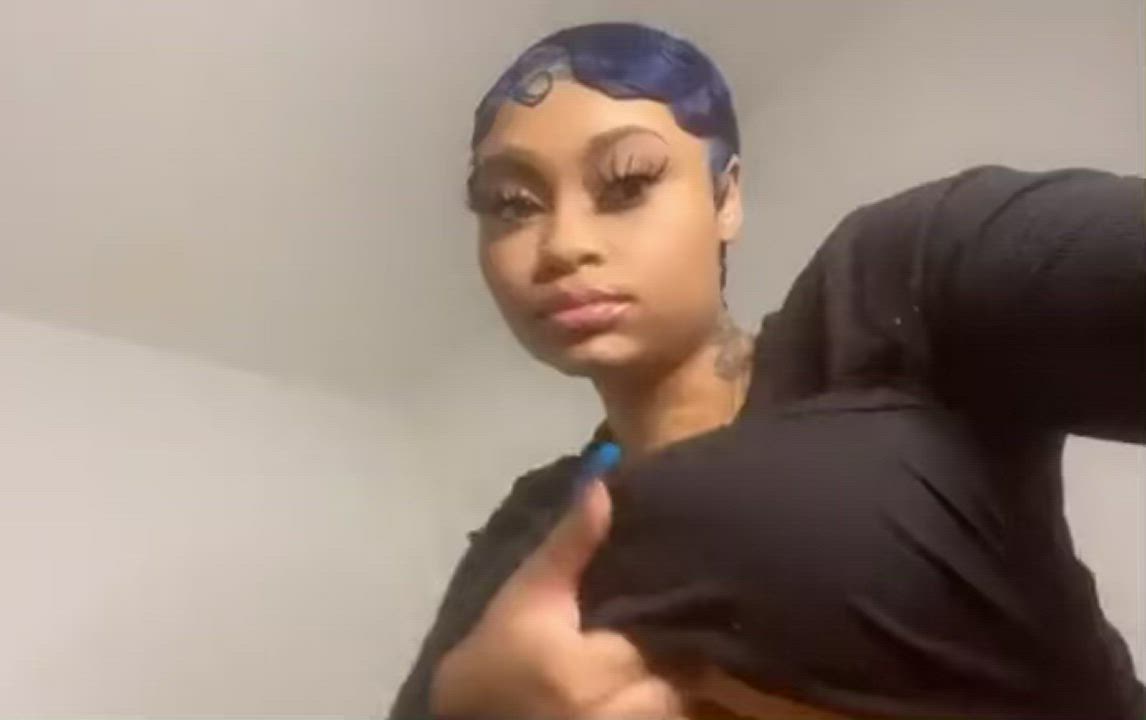 Pretty 🥵😍