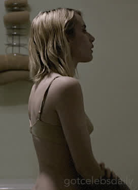 Bra Emma Roberts Tits gif