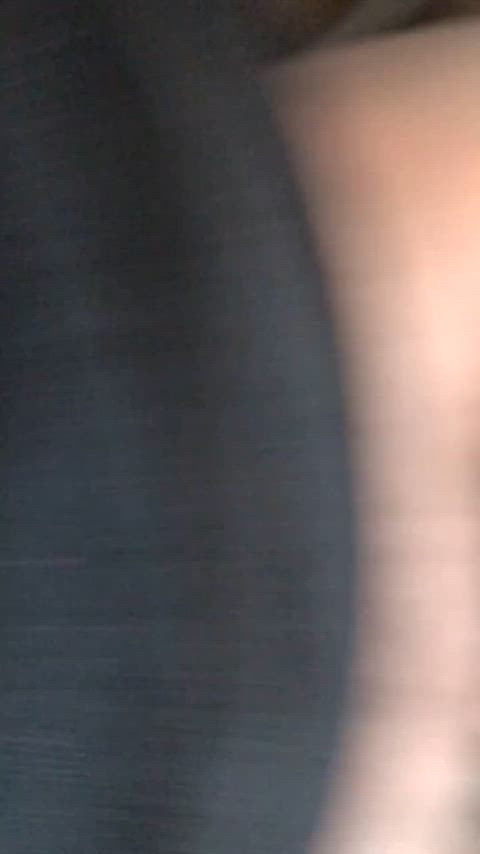 A quick video of my super shy gf(26) sucking my dick a few months ago