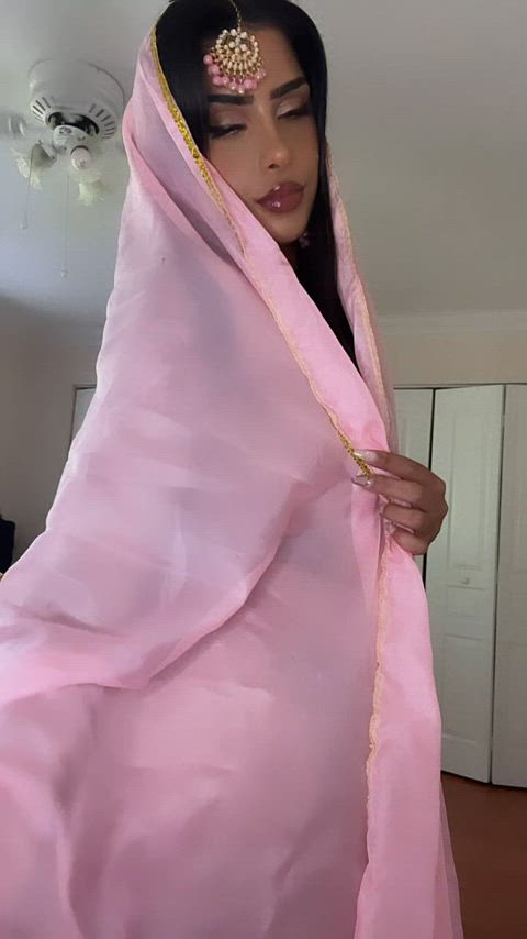 Have you ever been drained by an Indian girl before? 🇮🇳💕