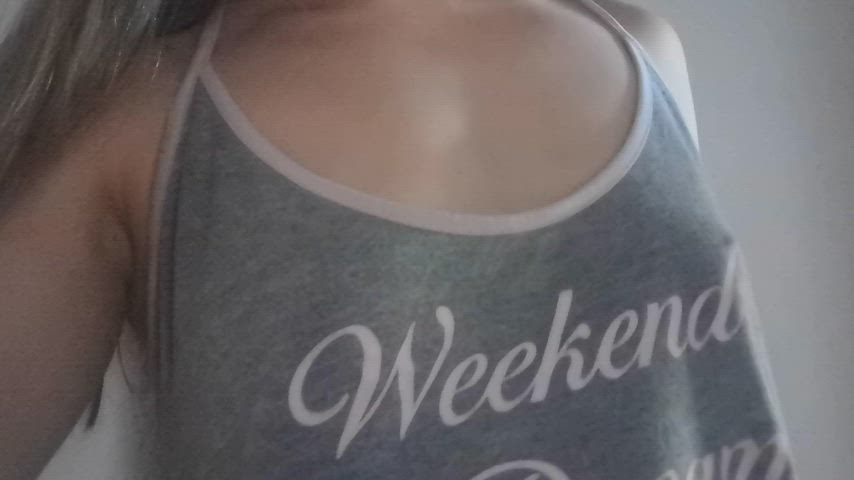 Small boobs? Yes. But come on, I make up for it with my lips!