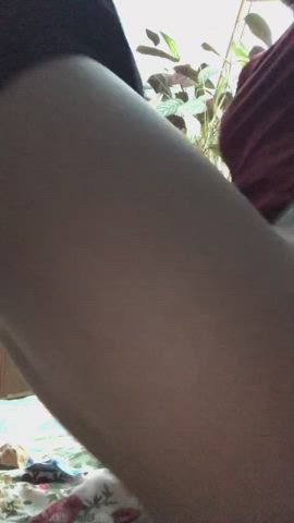 EXTREMELY CUTE BABE SHOWING HER TITS AND PUSSY[LINK IN COMMENT]??
