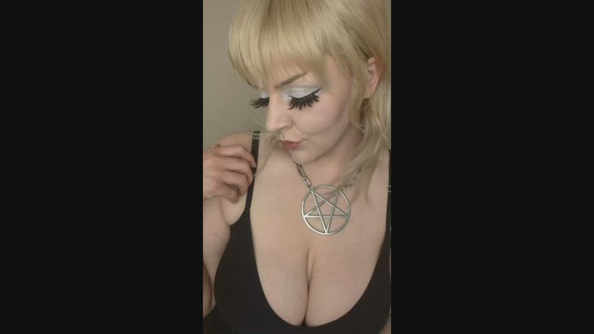 big tits blonde boobs chubby curvy goth natural tits tease tits gif
