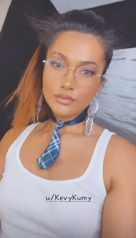 Worship your Trans Mommy ?