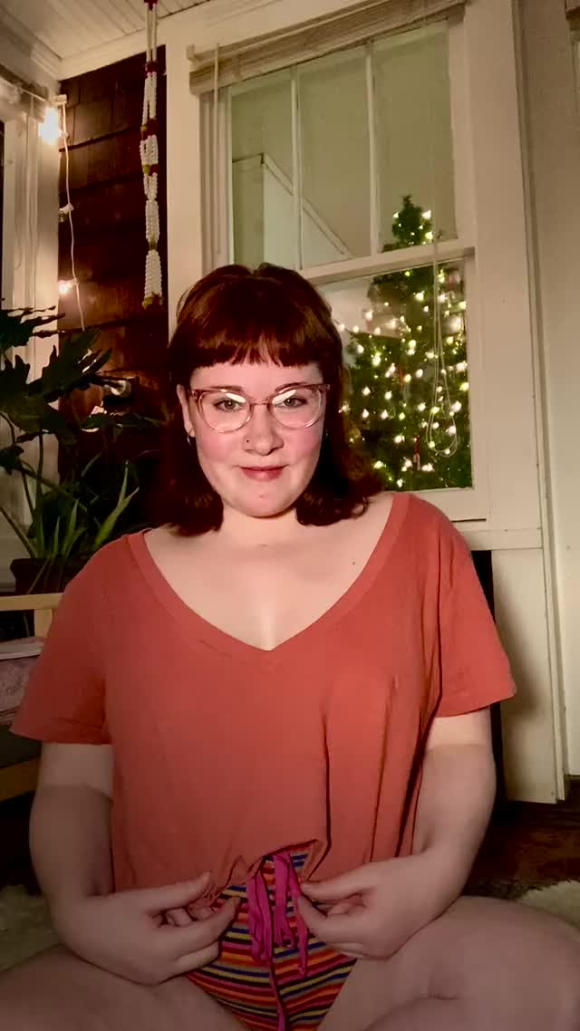 Nerdy girl with nymphomanic  tendencies ?