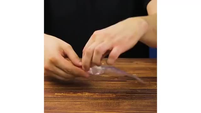 21 FAMOUS KITCHEN HACKS PUT TO THE TEST